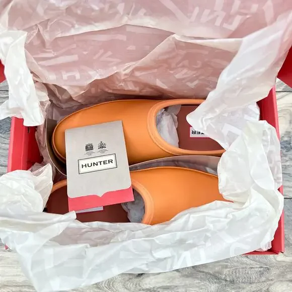 NIB Hunter Original Waterproof Platform Play Clogs 7 38 Orange - Picture 9 of 12